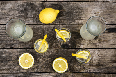 drink lemon water while pregnant