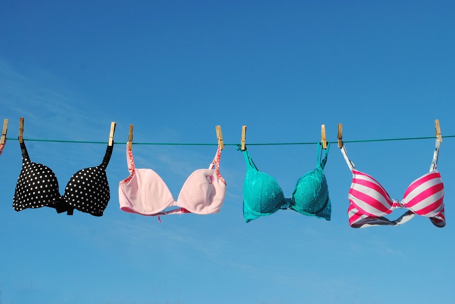 What Happens When You Stop Wearing a Bra